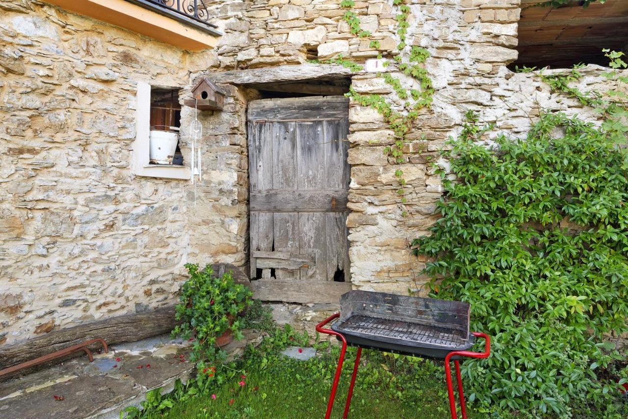 Casa Vittorina Villa Cesio Eksteriør billede