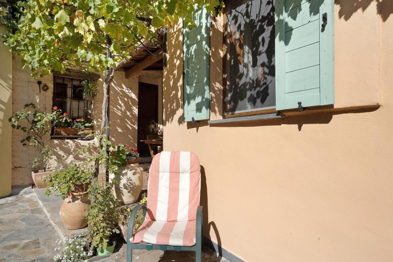 Casa Vittorina Villa Cesio Eksteriør billede